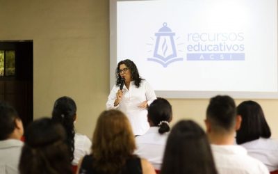 Capacitación para directores, administradores y maestros